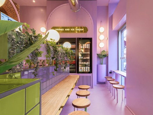 Bun Milano, l’hamburgeria firmata Masquespacio è un espolosione di colori pastello